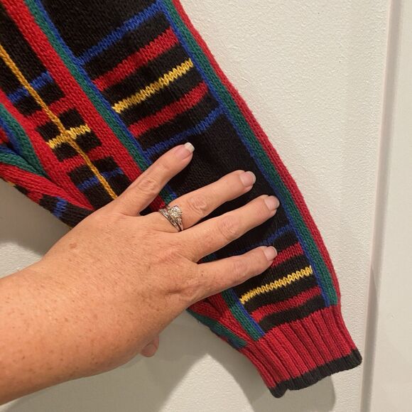 Vintage Lucia Sweater Women Size Small S Red Black Plaid Crest Preppy Academia - Picture 10 of 15